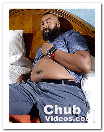 Axel is a hot black chubby daddy top bear