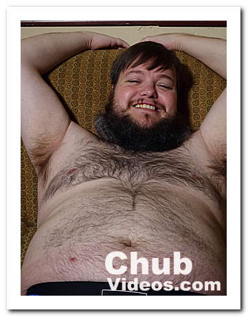 Heath Edger a chubby hairy bear cub!